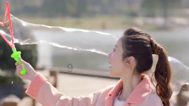 逃出平静乡村